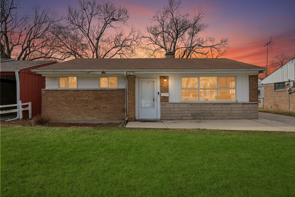 1354 Gordon Avenue, Calumet City, IL 60409