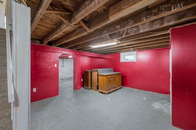 231 Bouchard Ave, Dracut, MA 01826