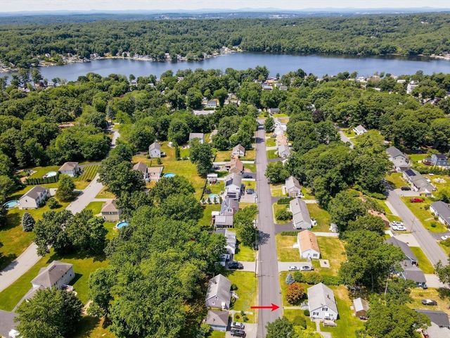 231 Bouchard Ave, Dracut, MA 01826
