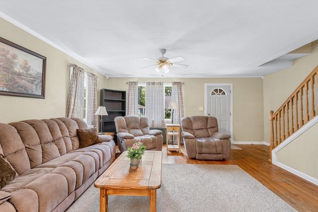 231 Bouchard Ave, Dracut, MA 01826