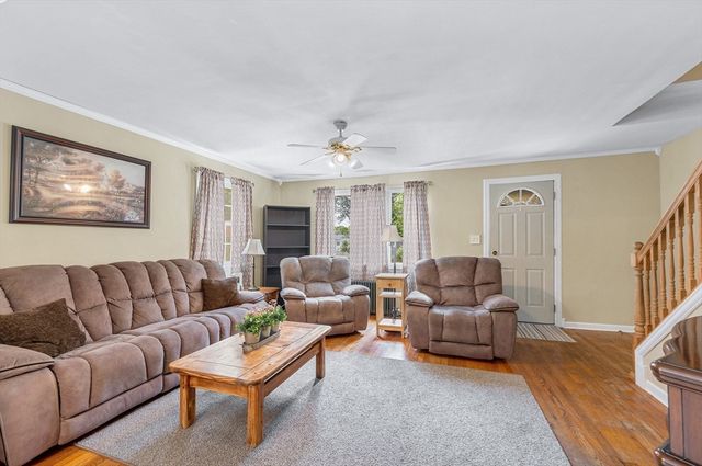 231 Bouchard Ave, Dracut, MA 01826