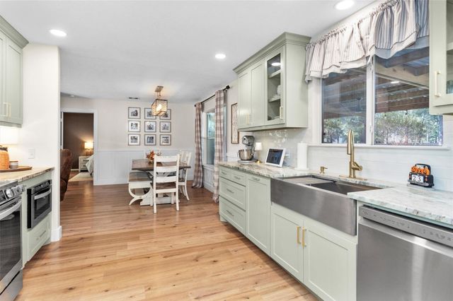 10865 Forest Creek Drive, Willis, TX 77318