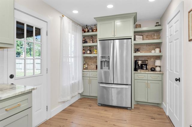 10865 Forest Creek Drive, Willis, TX 77318