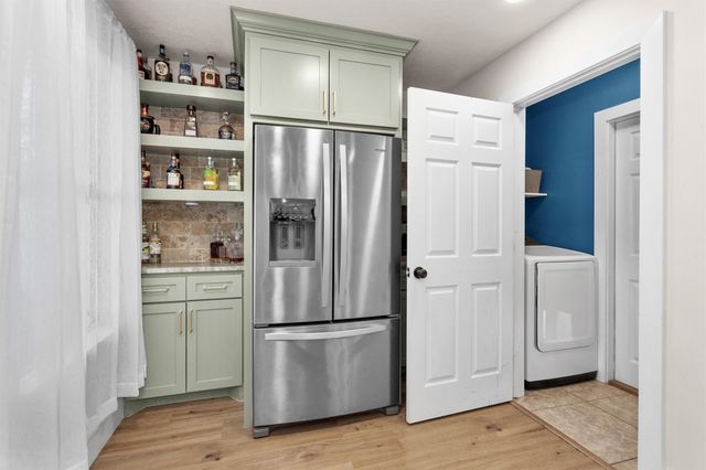 10865 Forest Creek Drive, Willis, TX 77318