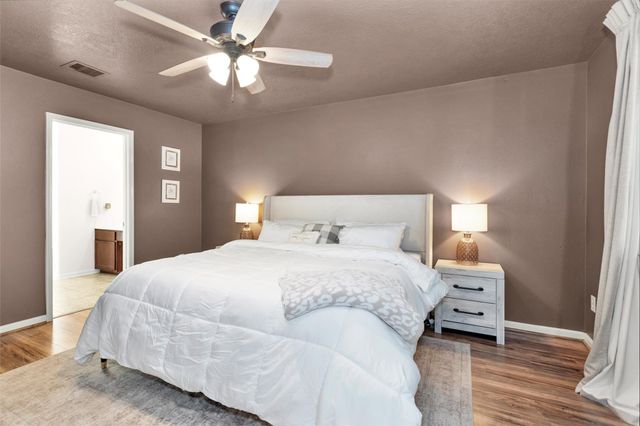 10865 Forest Creek Drive, Willis, TX 77318