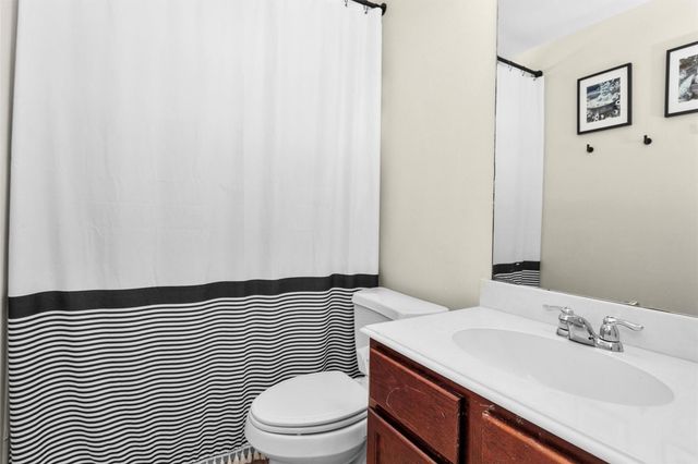 10865 Forest Creek Drive, Willis, TX 77318