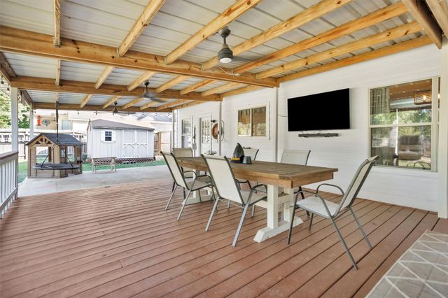 10865 Forest Creek Drive, Willis, TX 77318