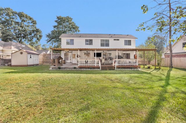 10865 Forest Creek Drive, Willis, TX 77318