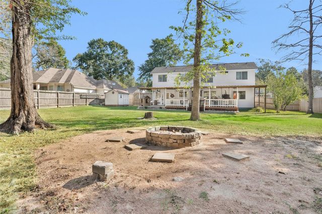 10865 Forest Creek Drive, Willis, TX 77318