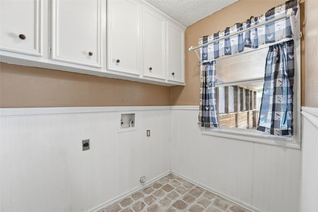 519 N Hyannis Port Street, Crosby, TX 77532