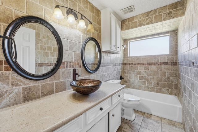 519 N Hyannis Port Street, Crosby, TX 77532