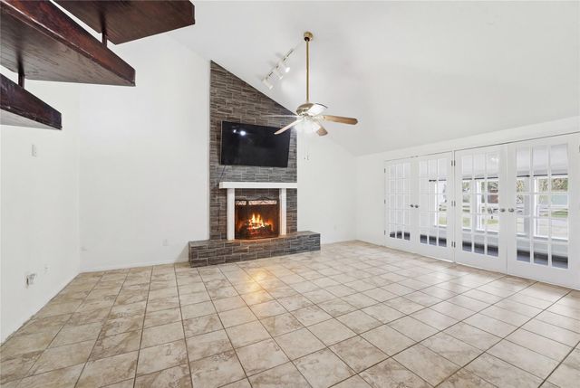 519 N Hyannis Port Street, Crosby, TX 77532