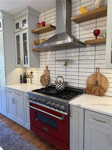 1821 Bromley Way NE, Roswell, GA 30075