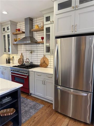 1821 Bromley Way NE, Roswell, GA 30075