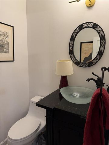 1821 Bromley Way NE, Roswell, GA 30075