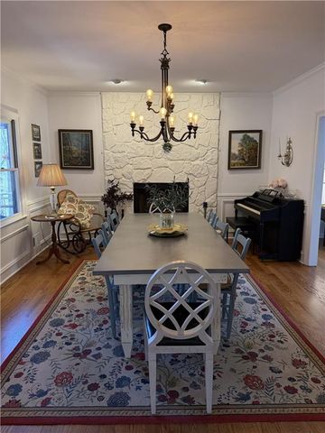 1821 Bromley Way NE, Roswell, GA 30075