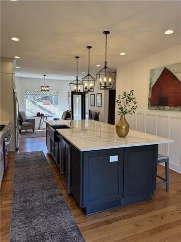 1821 Bromley Way NE, Roswell, GA 30075