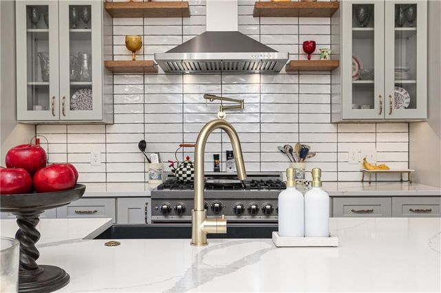 1821 Bromley Way NE, Roswell, GA 30075