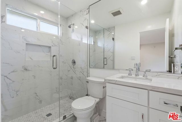 1861 Midvale Avenue 4, Los Angeles, CA 90025