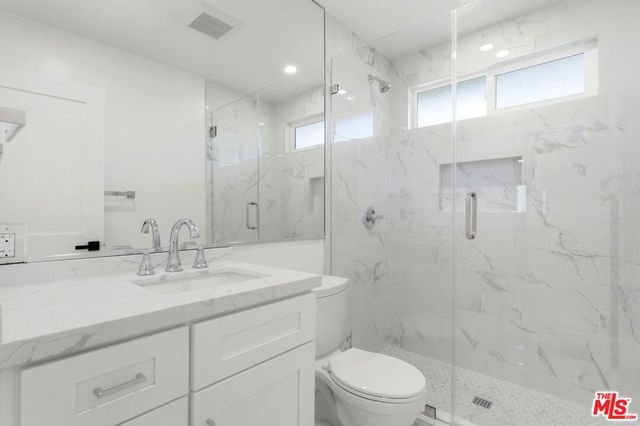 1861 Midvale Avenue 4, Los Angeles, CA 90025