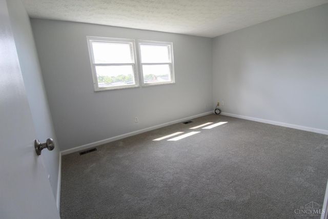 1394 Karahill Drive, Forest Park, OH 45240