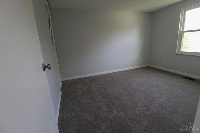 1394 Karahill Drive, Forest Park, OH 45240