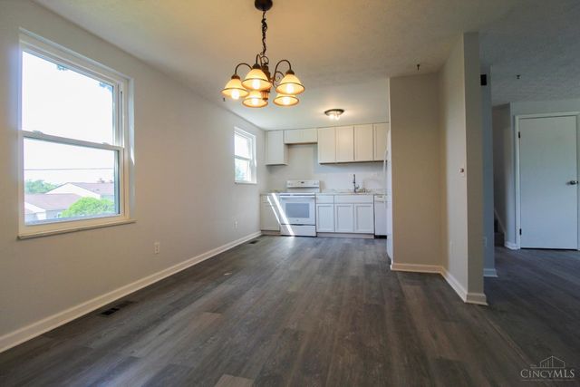 1394 Karahill Drive, Forest Park, OH 45240
