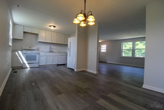 1394 Karahill Drive, Forest Park, OH 45240