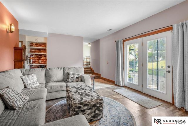 3810 S 77th Street, Lincoln, NE 68506