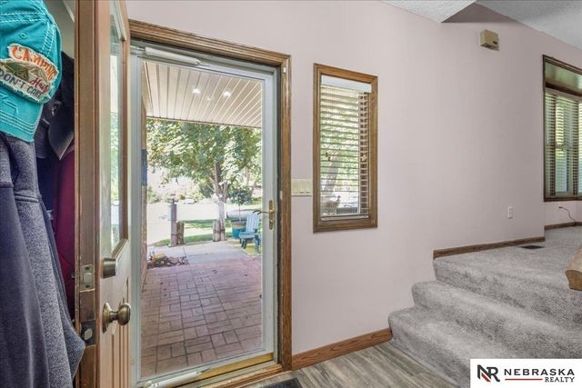 3810 S 77th Street, Lincoln, NE 68506