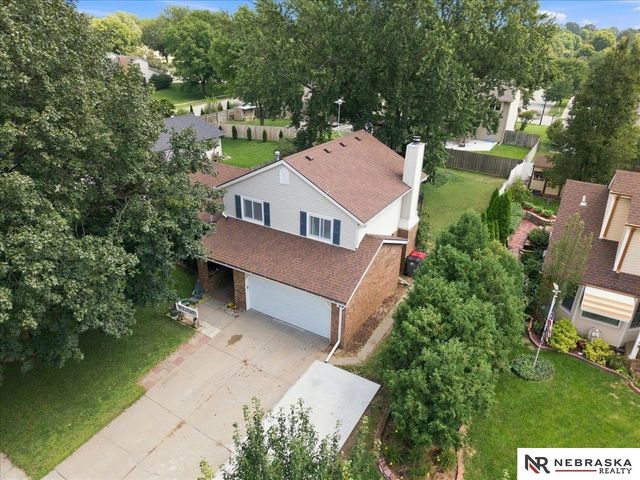 3810 S 77th Street, Lincoln, NE 68506