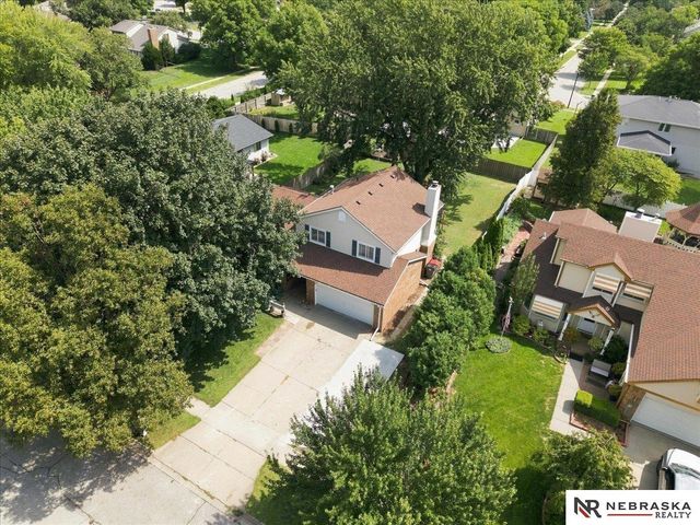 3810 S 77th Street, Lincoln, NE 68506