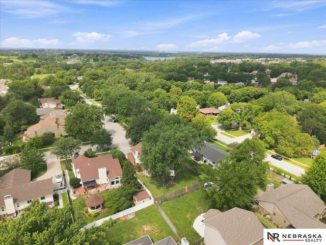 3810 S 77th Street, Lincoln, NE 68506