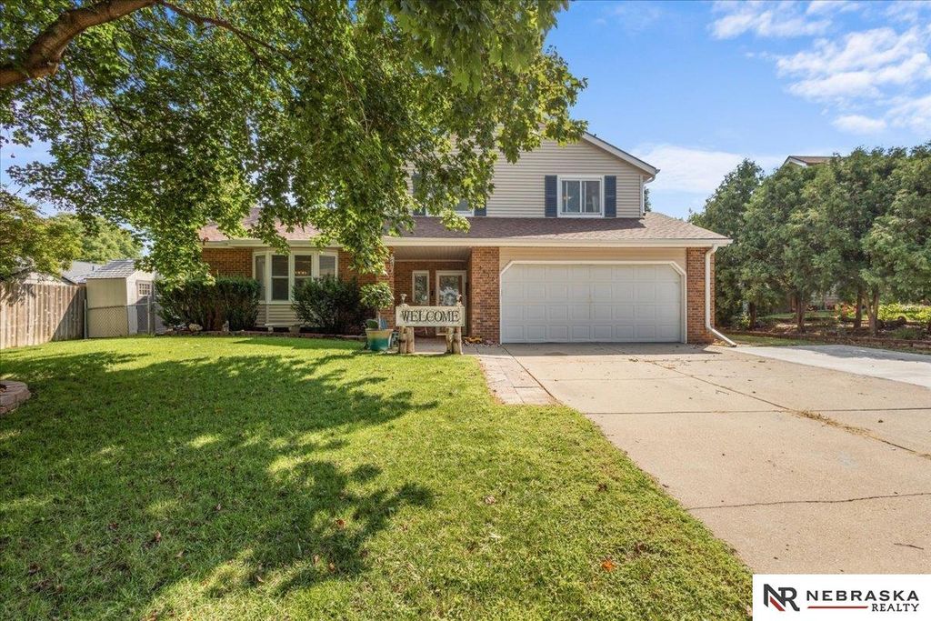3810 S 77th Street, Lincoln, NE 68506