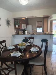 2821 Somerset Dr 312, Lauderdale Lakes, FL 33311