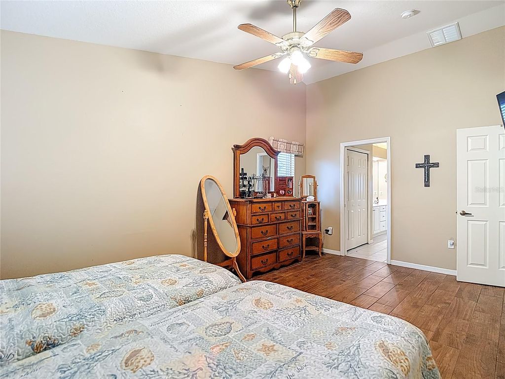 Image 27 of property listing at 6353 CARDINAL CREST DRIVE, New Port Richey, FL 34655