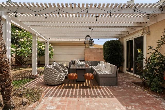1915 Volk Avenue, Long Beach, CA 90815