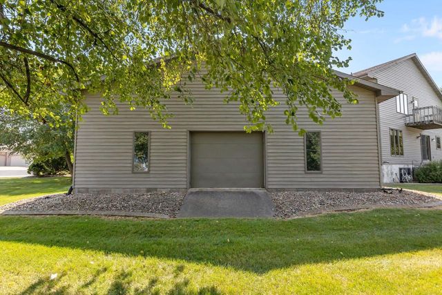 9 N KURT AVENUE, Appleton, WI 54913