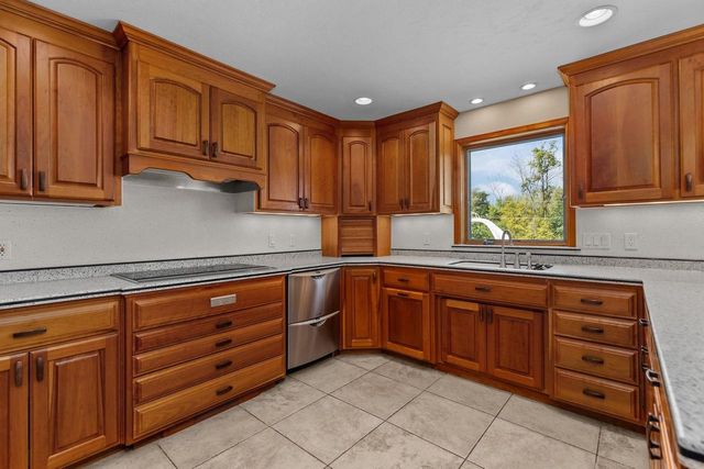 9 N KURT AVENUE, Appleton, WI 54913