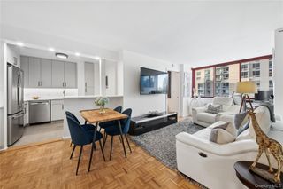474 48th Avenue 7E, Long Island City, NY 11109