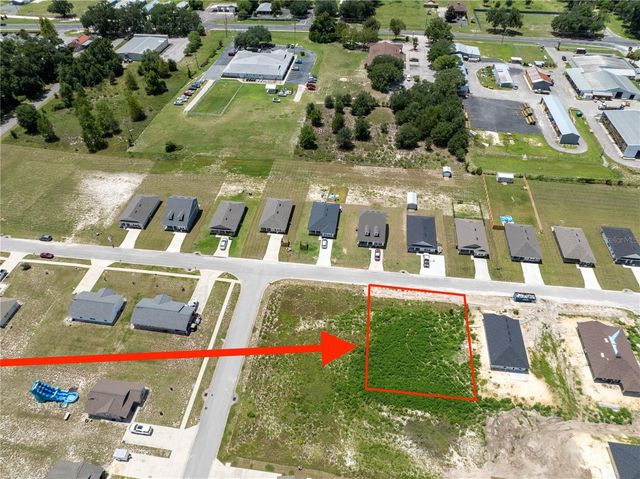 1904 N ROBERTS TRAIL, Bell, FL 32619