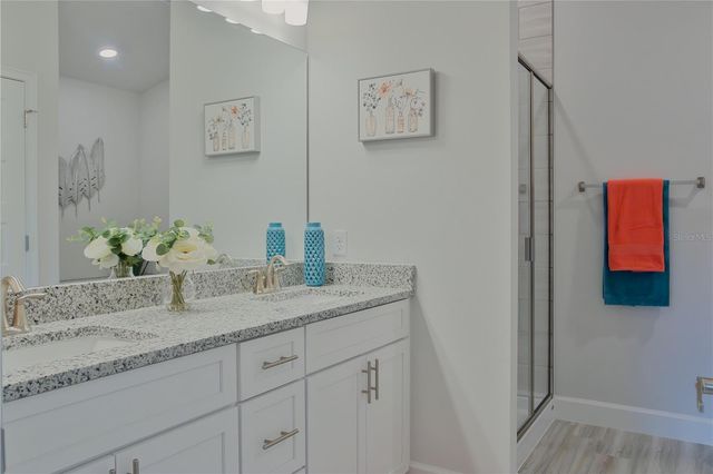 1904 N ROBERTS TRAIL, Bell, FL 32619