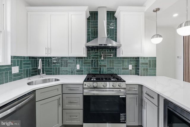 4741 MERIDIAN ST, Philadelphia, PA 19136