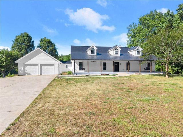 6147 Dahlonega Highway, Clermont, GA 30527