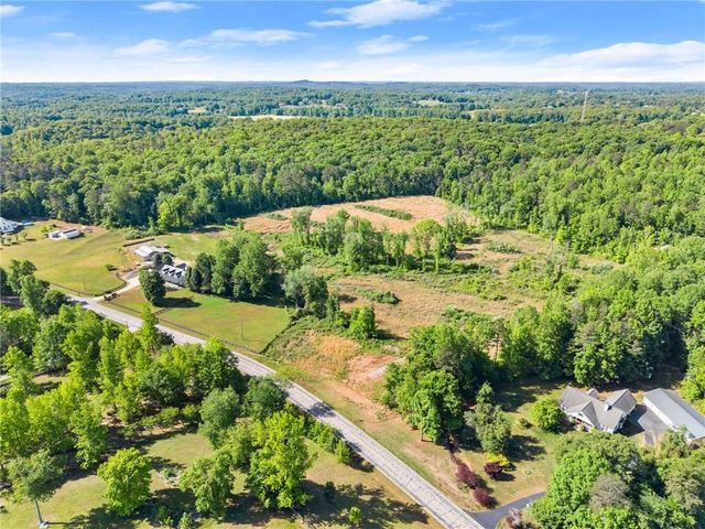 6147 Dahlonega Highway, Clermont, GA 30527