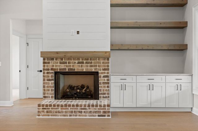 2772 Mowbray Pike, Soddy Daisy, TN 37379