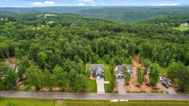 2772 Mowbray Pike, Soddy Daisy, TN 37379