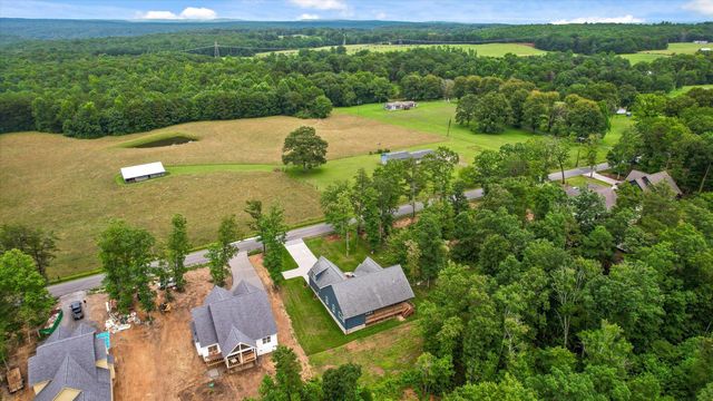 2772 Mowbray Pike, Soddy Daisy, TN 37379