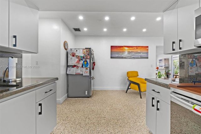 8300 NW 35th Pl 0, Miami, FL 33147