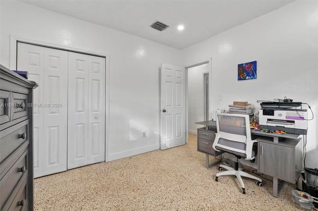 8300 NW 35th Pl 0, Miami, FL 33147